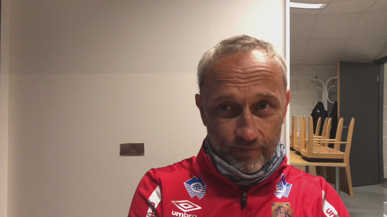 865FC9DD-DF9F-4030-B10F-958D6B27BBFD.MOV